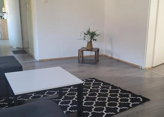 Ap2 80 Qm 3 Sz Terrasse Bei Oschersleben U Helmstedt *